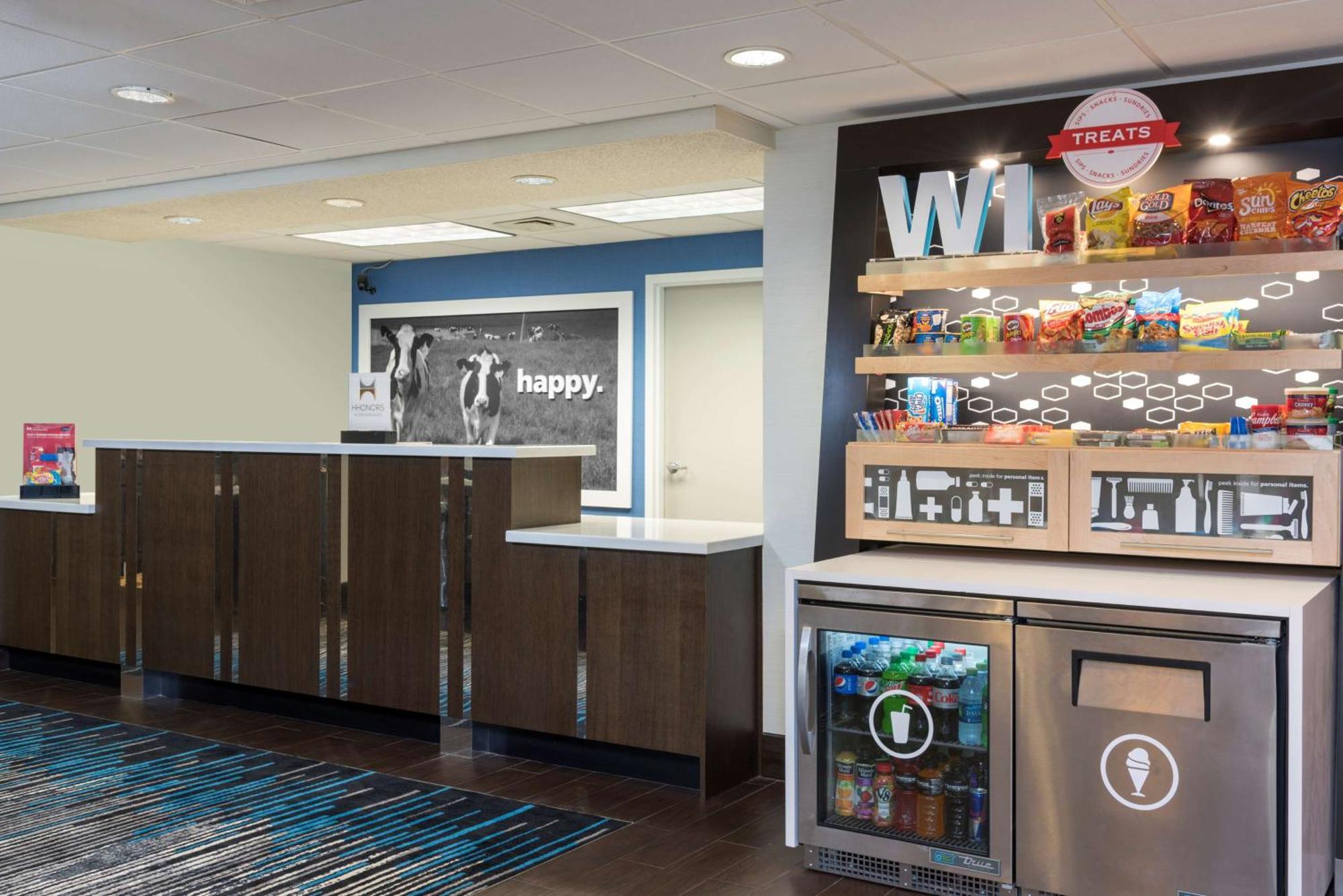Hampton Inn Milwaukee Northwest Exteriér fotografie